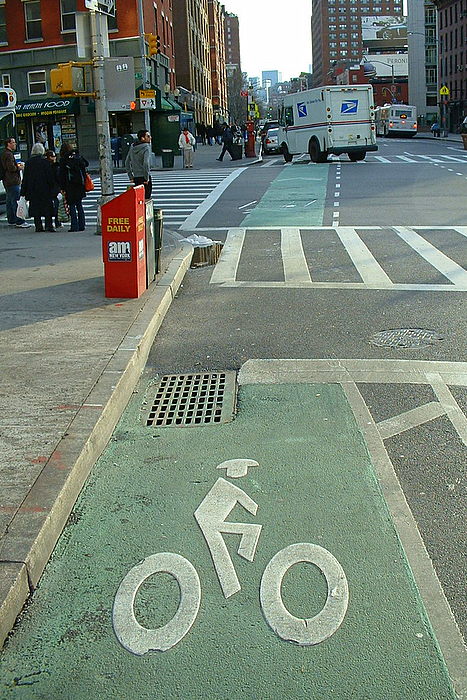 9th Avenue Painted Bike Lane
